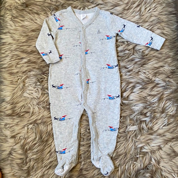3/$24 Baby Gap Christmas Sleeper - Picture 1 of 4